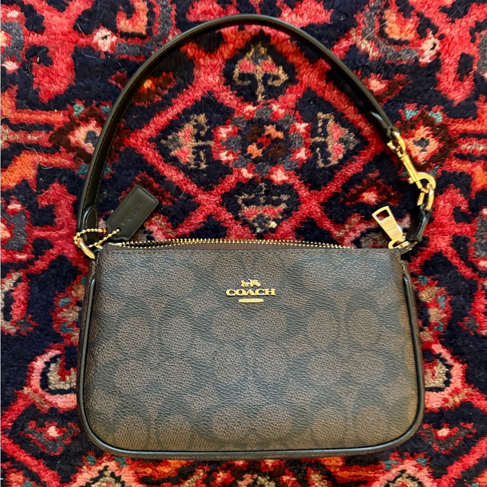 Coach NOLITA 19 - Signature Canvas Shoulder Bag